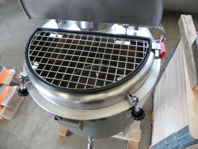 1 x 200L AISI316; Mischbehälter mit elektrische Steuerung; Isoliert; Wärmetauscher