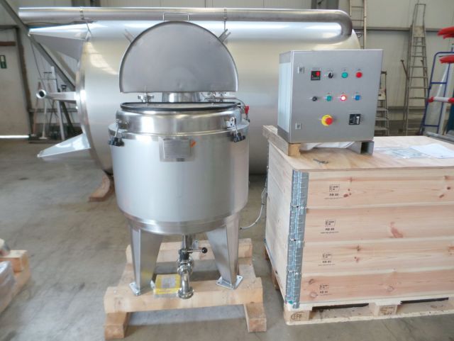1 x 200L AISI316; Mischbehälter mit elektrische Steuerung; Isoliert; Wärmetauscher