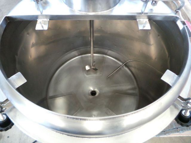 1 x 200L AISI316; Mischbehälter mit elektrische Steuerung; Isoliert; Wärmetauscher