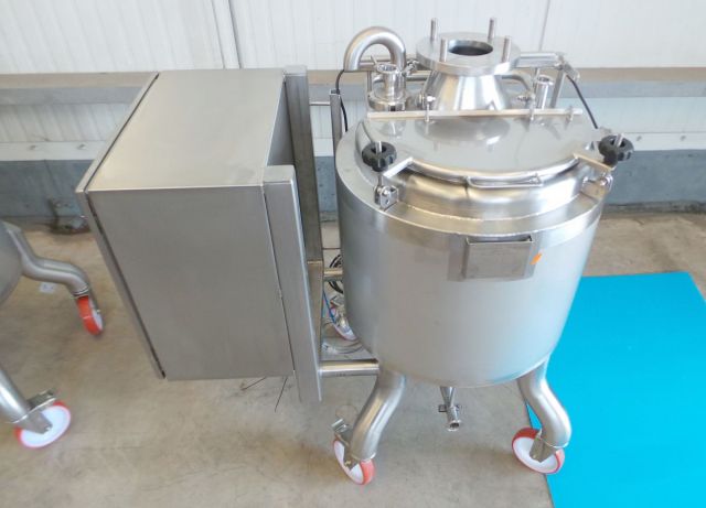 1 x 200L AISI316; Mischbehälter mit elektrische Steuerung; Isoliert; Wärmetauscher & 1 x 100L AISI316 einwandige Behälter