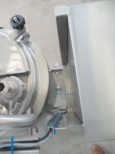 1 x 200L AISI316; Mischbehälter mit elektrische Steuerung; Isoliert; Wärmetauscher & 1 x 100L AISI316 einwandige Behälter