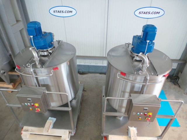 2 x 600L AISI316L mixing tank; gate agitator with scrapers; heat exchanger; insulation