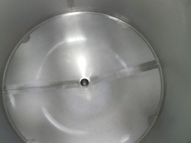 3 x 4.5m³ AISI316L; Mischbehälter; Vertikal; Einwandig auf Füssen