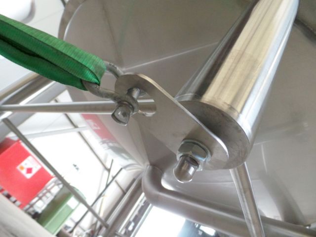 3 x 4.5m³ AISI316L; Mischbehälter; Vertikal; Einwandig auf Füssen