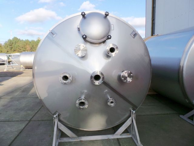 1 x 10,3m³ & 1 x 15m³ AISI316L; Edelstahl Behälter; Doppelwandig; Stehend; Konisch auf Rock