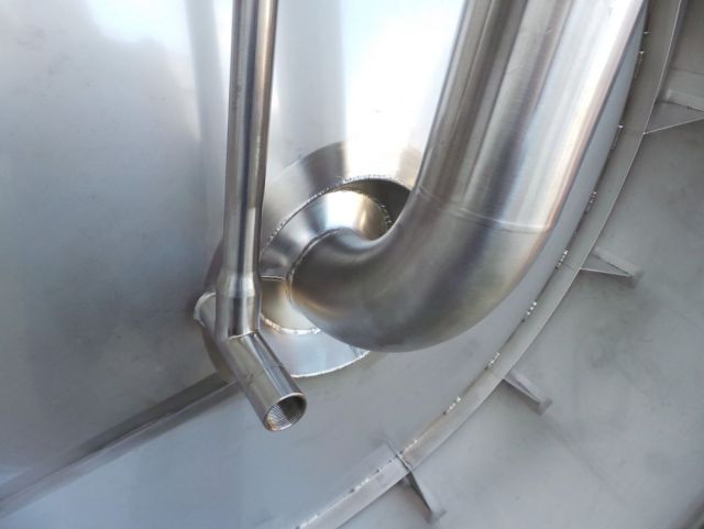 1 x 10,3m³ & 1 x 15m³ AISI316L; Edelstahl Behälter; Doppelwandig; Stehend; Konisch auf Rock