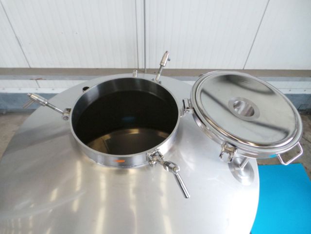 5 x 620L AISI316L; roestvrijstalen mobiele opslagtanks