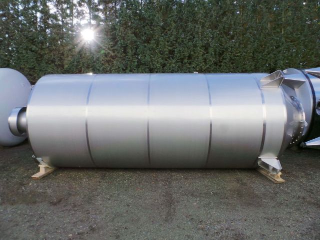 2 x 25.5m³ AISI304; cuve de stockage en inoxydable simple paroi