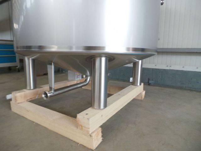 1 x 1.2m³ Brew kettle; insulated with agitator