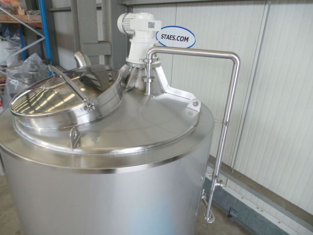 1 x 1.2m³ Brew kettle; insulated with agitator