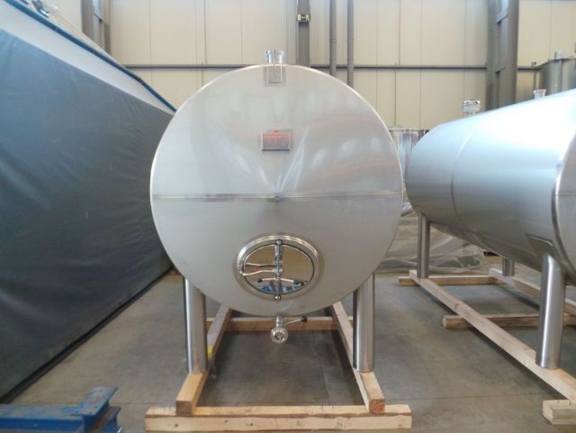 4 x 6.2m³ AISI304L Edelstahl Behälter