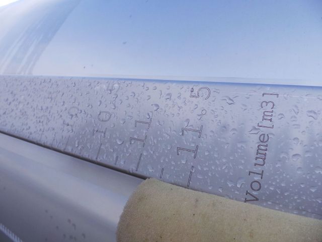 1 x 22.5m³ en 1 x 12.5m³ AISI316L; vertikale opslagtanks ; conisch op poten; tracing