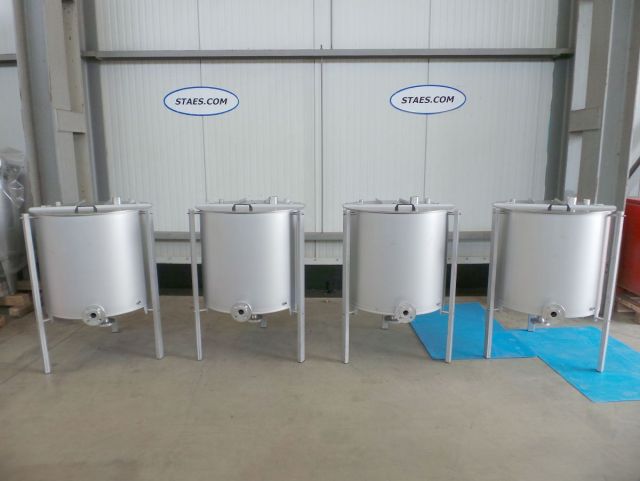 4 x 300L AISI304; stainless-steel mixing tanks customised for the customer's agtitators; single skin, vertical