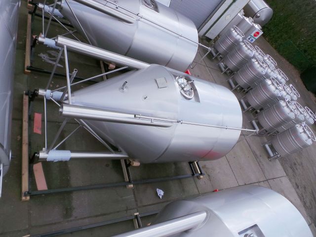 6 x 7,4m³; CCT cuves de fermentation de la bière; PED CE TüV; 10% Rx