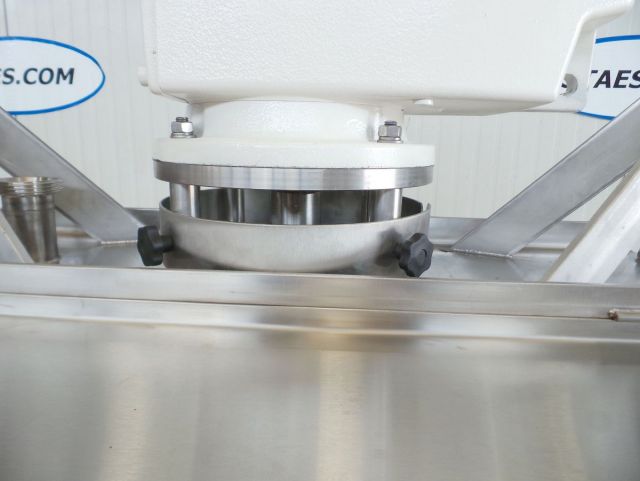 2 x 500L AISI304L mixing tank; gate agitator with scrapers; heat exchanger; insulation