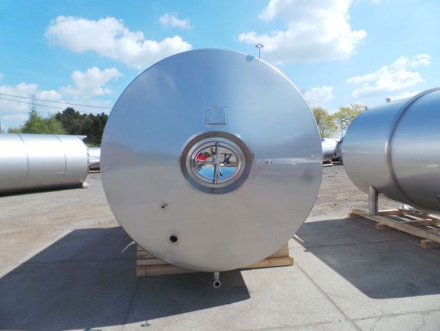 1 x 13.5m³ AISI304 BBT; Warmetauscher; Isolation; 2 bar Druck Innentank CE