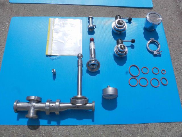 1 x 13.5m³ AISI304 BBT; Warmetauscher; Isolation; 2 bar Druck Innentank CE