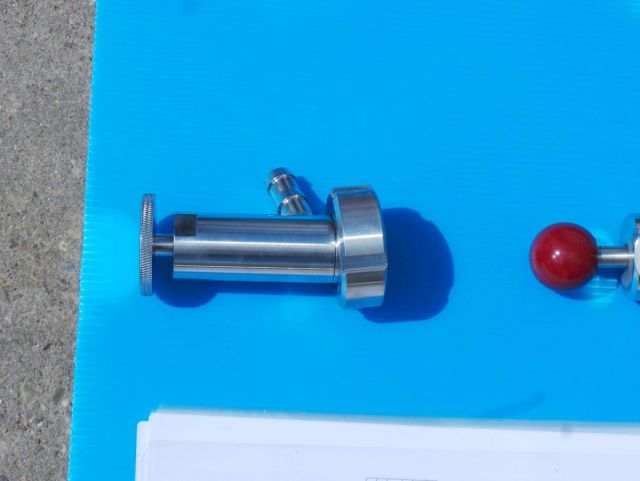 1 x 13.5m³ AISI304 BBT; Warmetauscher; Isolation; 2 bar Druck Innentank CE