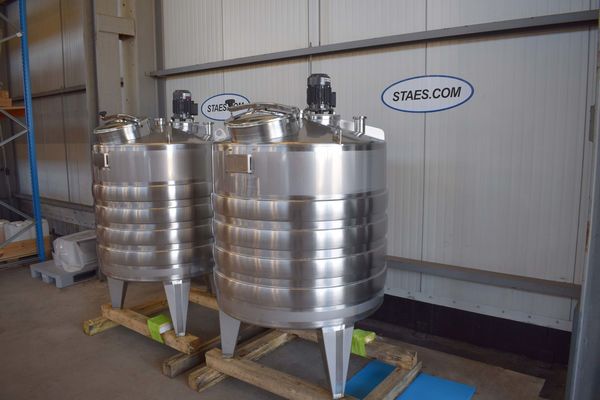 OR171300: 2 x 1.000L Edelstahl AISI316L Mischbehälter mit Wärmetauscher und Propellerrührer