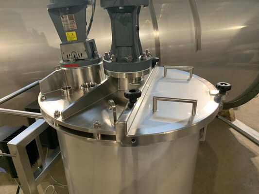 1 x Nieuwe roestvrijstalen verticale mengtank van 300L in AISI316L