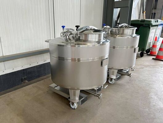 2 x Brand new 400L stainless-steel AISI316L vertical storage tanks.