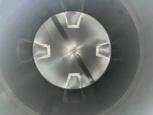 1 x Neuer vertikaler 5.200L Edelstahl AISI304L Lagertanks