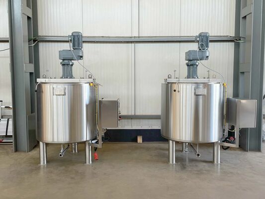2 x New 750L stainless-steel AISI316L vertical mixing tanks.
