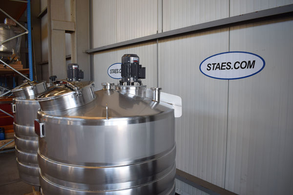 OR171300: 2 x 1.000L Edelstahl AISI316L Mischbehälter mit Wärmetauscher und Propellerrührer