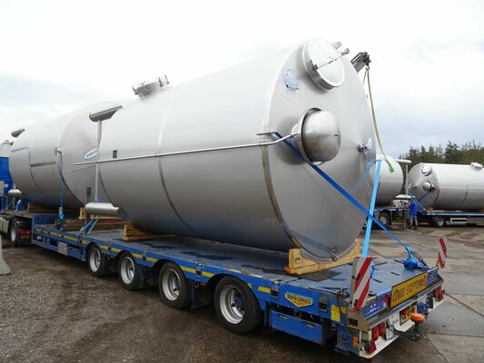 6 x Neuer vertikaler 30.000L Edelstahl-Mischbehälter aus AISI304L