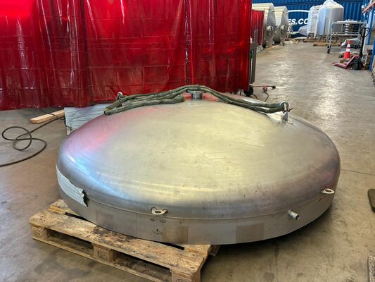 1 x stainless-steel second hand vertical storage tank of 40.000L in stainless-steel AISI 304L