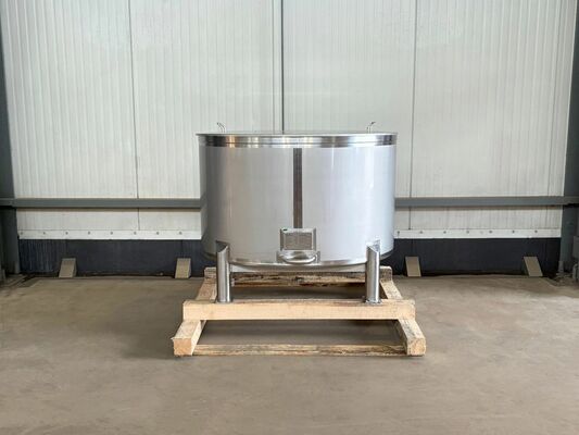 1 x Nieuwe roestvrijstalen verticale opslagtank van 1.050L in AISI316L