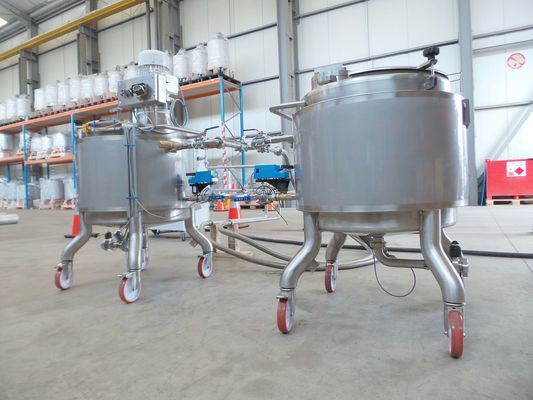 2 x 200L V4A; Mischbehälter mit elektrische Steuerung; Isoliert; Wärmetauscher; Heizaggregat