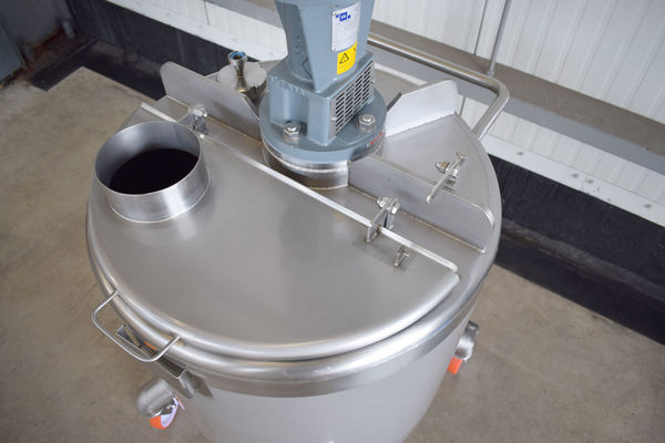 OR171129 - 1 x 200L stainless-steel single skin mixing tank