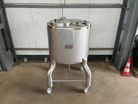 1 x Neuer vertikaler 1.500L Edelstahl AISI316L Lagertank.