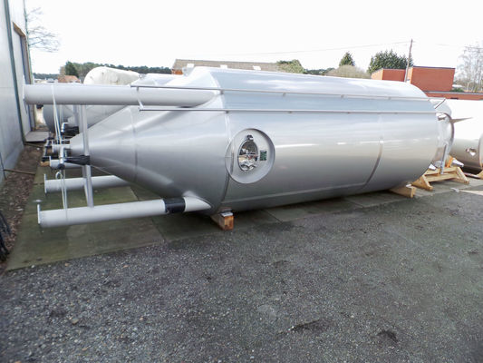 OR150994: 2 x 30m³ AISI304; cuve de stockage isolée; échangeur thermique; verticale