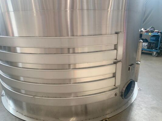 1 x New 50.000L stainless-steel AISI304L vertical storage tank.