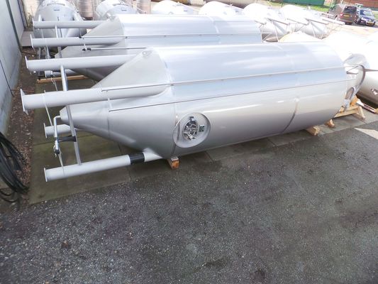 OR150994: 2 x 30m³ AISI304; cuve de stockage isolée; échangeur thermique; verticale