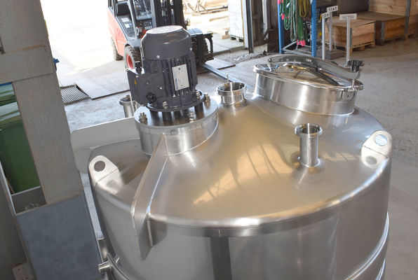 OR171300: 2 x 1.000L Edelstahl AISI316L Mischbehälter mit Wärmetauscher und Propellerrührer