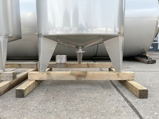 2 x cuves neuves de mélange verticales ave une capacité de 1.760L en acier inoxydable AISI316L.