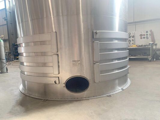 1 x New 50.000L stainless-steel AISI304L vertical storage tank.