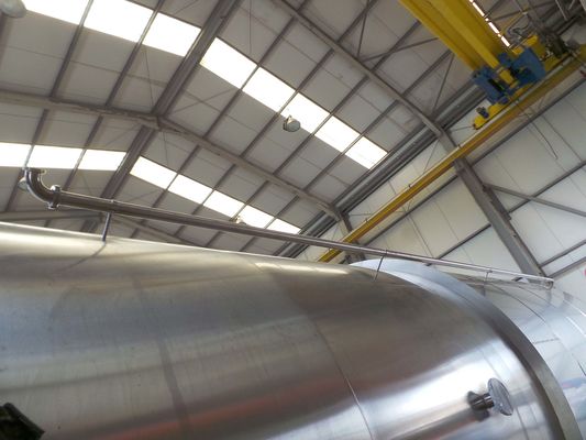 OR160412 - Brouwerij: 2 x 51 m³ AISI 316; roestvrijstalen opslagtanks; geisoleerd; vertikaal;