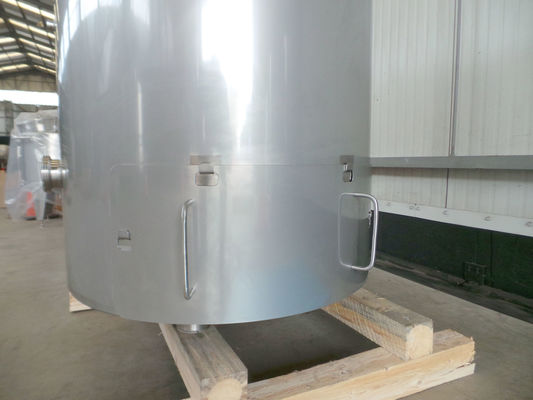 1 x 1.5m³ cuve d'ébullition; isolée avec paroi pour evacuation gaz; bain-marie