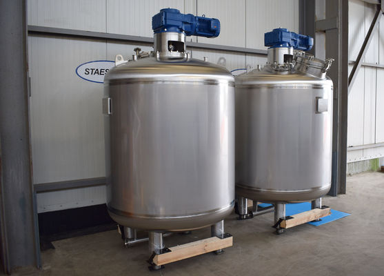 OR170142: 2 x 2450L AISI304L RVS stainless-steel pressure vessels with a working pressure of 3 bar, the tanks are single walled for vertical positioning