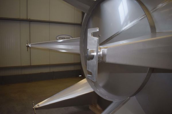 OR171219 - 1 x AISI304 Cuve de mélange en acier inoxydable avec un capacité de 40.000L