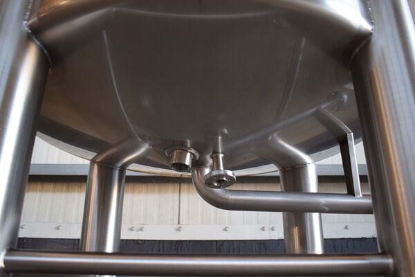 1 x New 250L Stainless-Steel  AISI316L Vertical Mixing Tank.