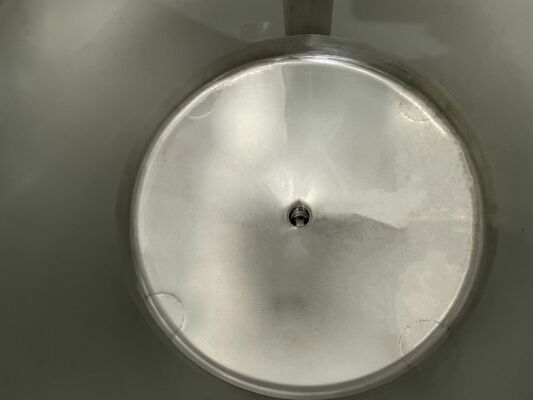 1 x New 150L stainless-steel AISI316L vertical mixing tank.