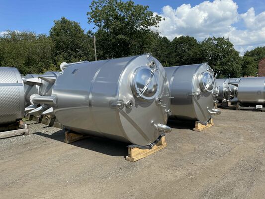 2 x Neue 7.000L-Edelstahl-vertikale Lagertanks aus AISI316L
