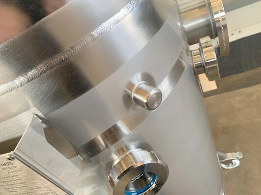 1 x Nouvelle cuve de pression verticale 150L en acier inoxydable AISI316L.