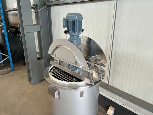 1 x cuve de mélange neuve verticale de 300L en acier inoxydable AISI316L.