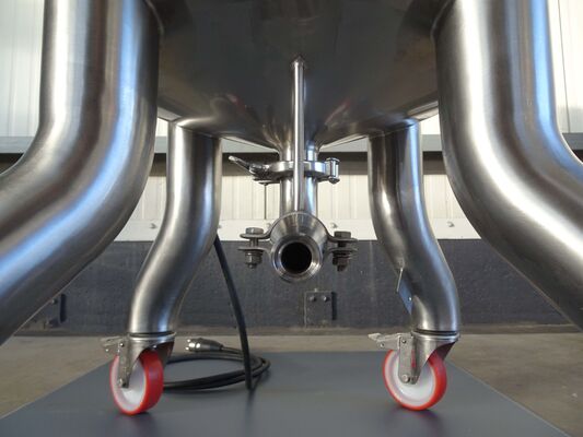 1 x Nieuwe roestvrijstalen verticale mengtank van 50L  in AISI316L.